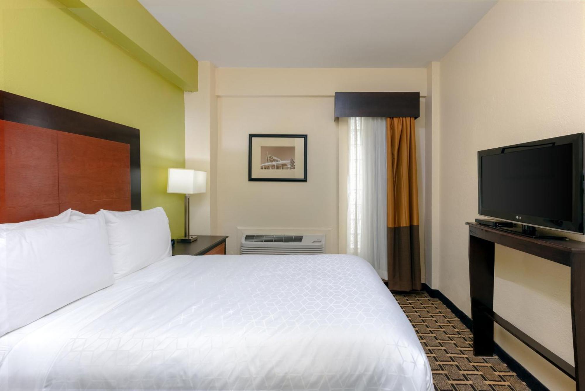 Holiday Inn Express & Suites - Atlanta Downtown, An Ihg Hotel Buitenkant foto